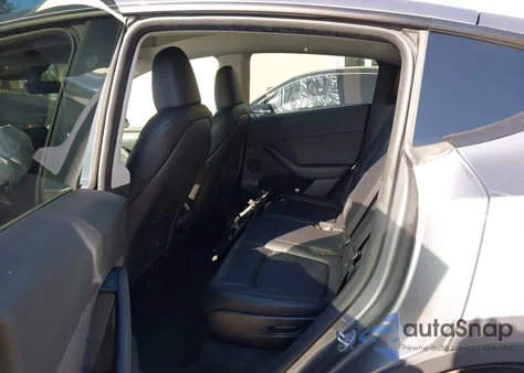 2024 Tesla Model Y Long Range Dual Motor All-Wheel Drive из США, поврежденный, VIN 7SAYGAEE4RF115761